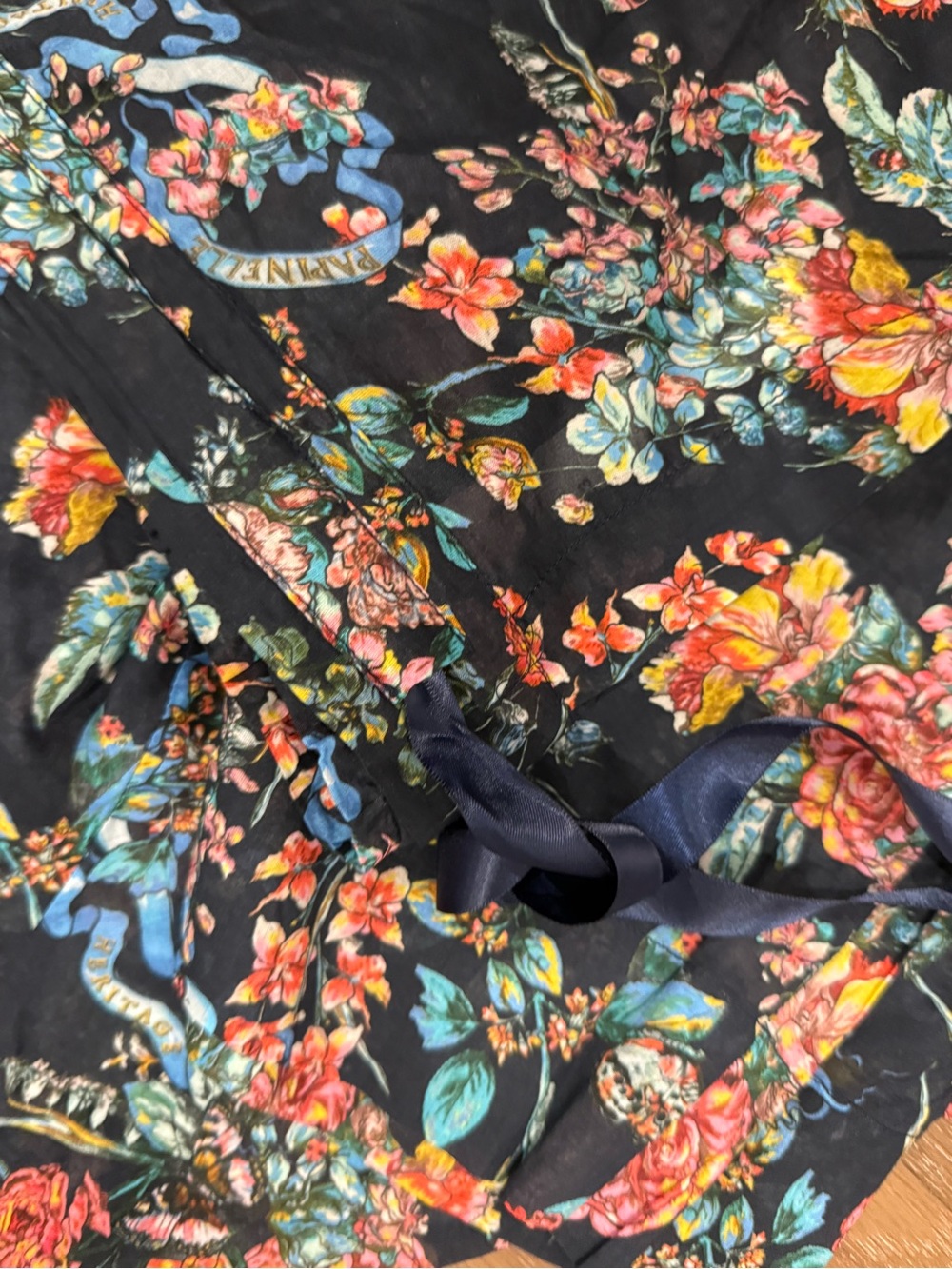 Papinelle Pajamas Set Organic Cotton
in Black with Multicolor Rose Print - Picture 6 of 8